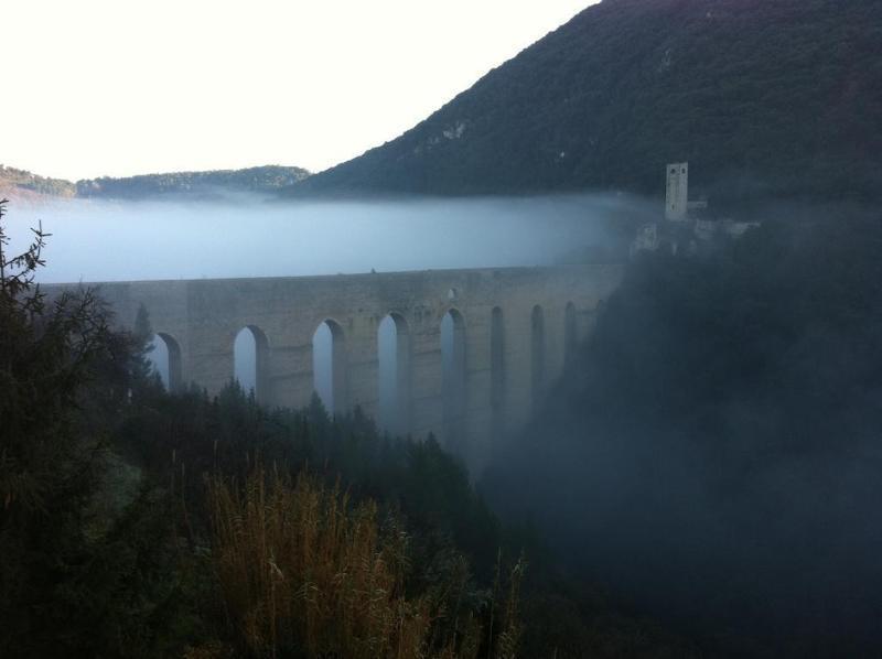 Hotel Gattapone Spoleto Bagian luar foto