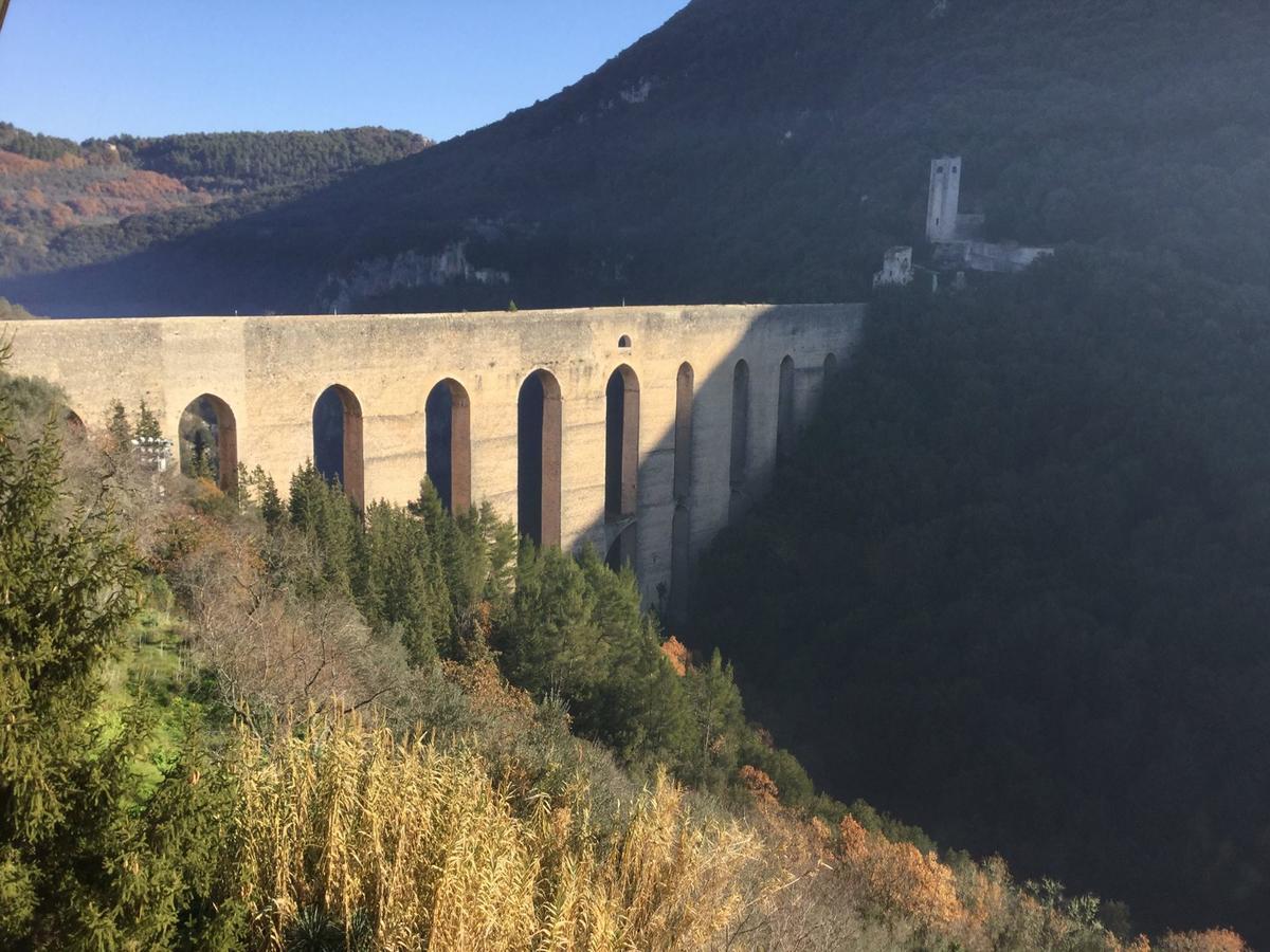 Hotel Gattapone Spoleto Bagian luar foto