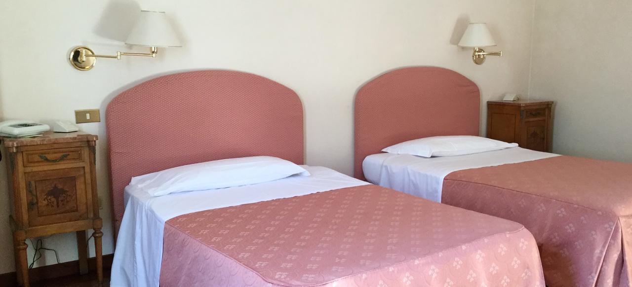 Hotel Gattapone Spoleto Bagian luar foto