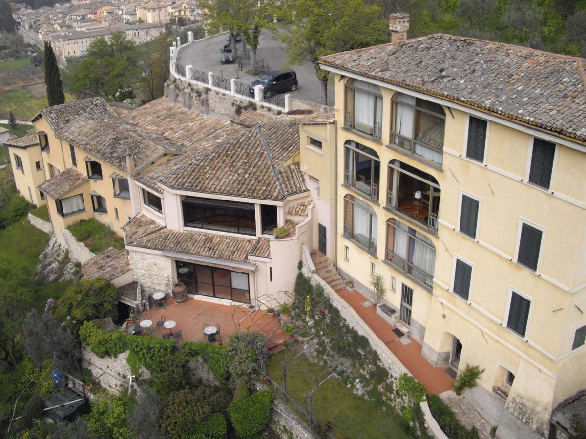 Hotel Gattapone Spoleto Bagian luar foto
