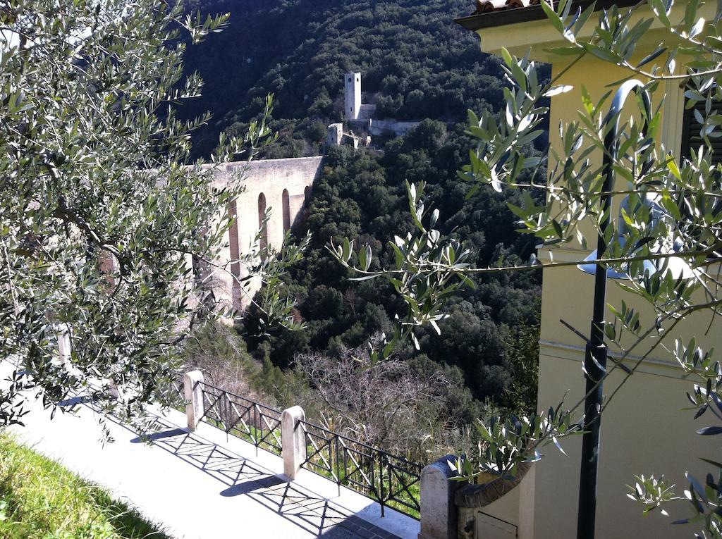 Hotel Gattapone Spoleto Bagian luar foto